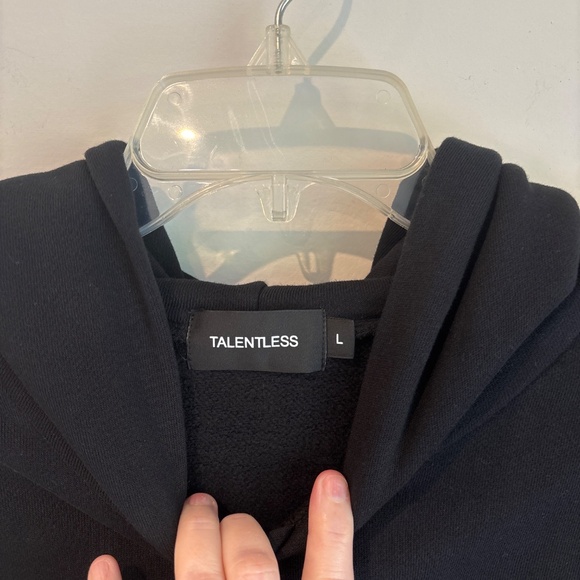 Talentless Mens Oversized Heavyweight Hoodie Large - Picture 2 of 3